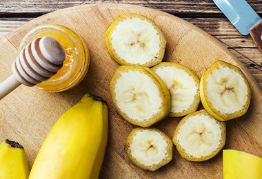 Cambur en trozos para comer antes de hacer ejercicio 