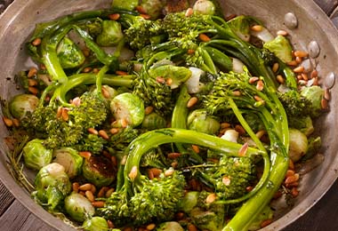 Brócoli y otros vegetales al vapor