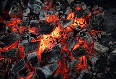 Carbón en tipo de horno de tierra