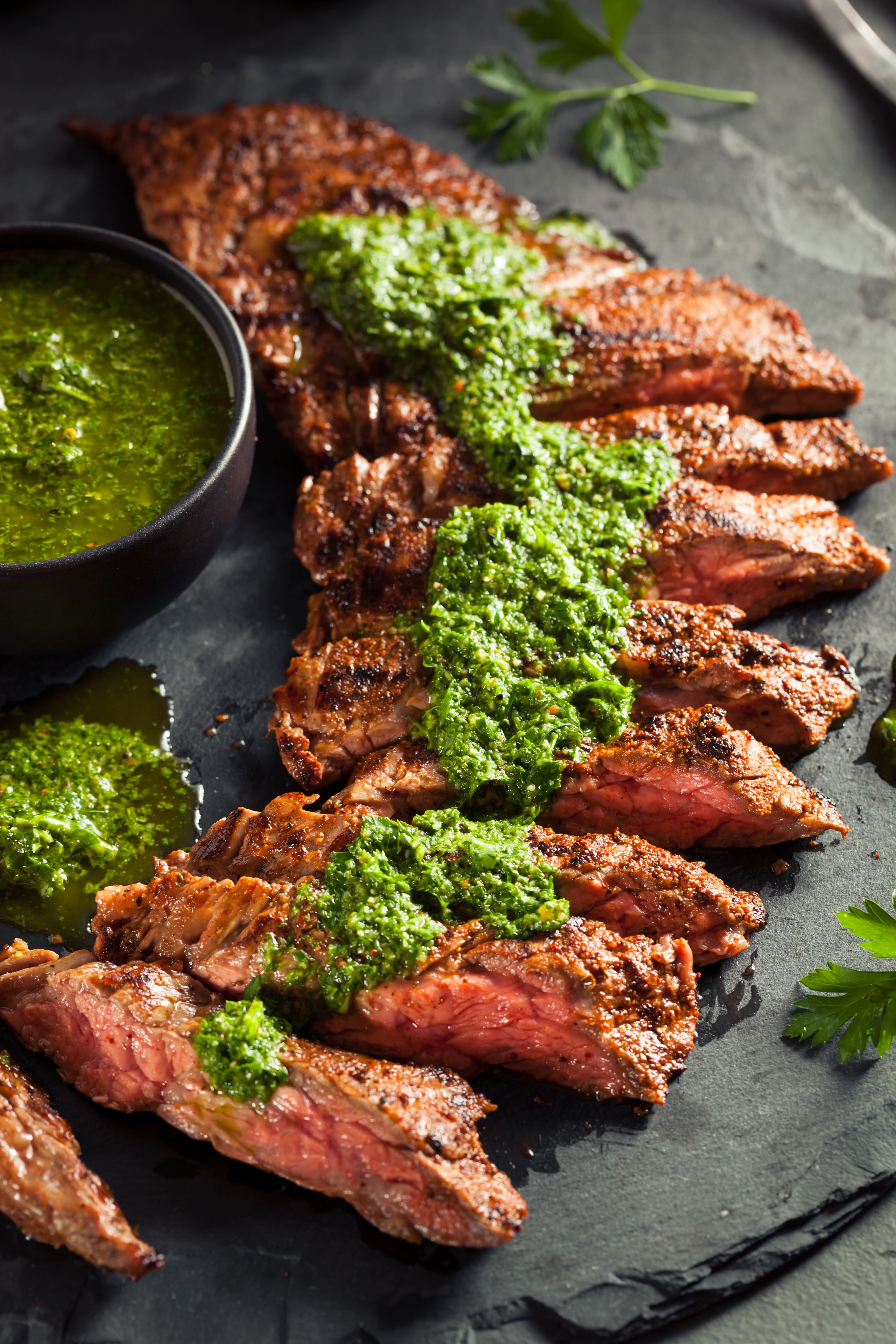Carne-con-salsa-chimichurri-Recetas-NESTLE-MAGGI