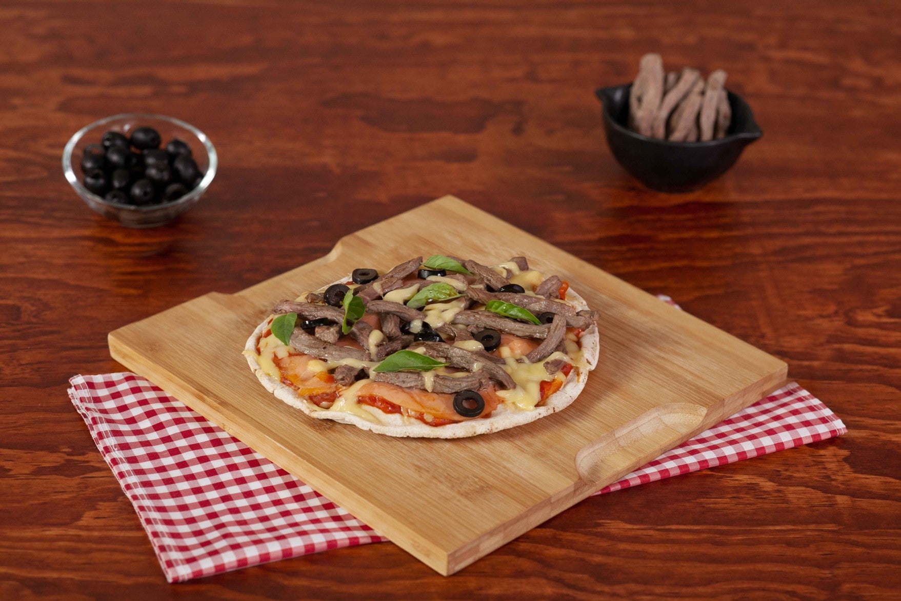 pizza con pan de pita casera Recetas Nestlé