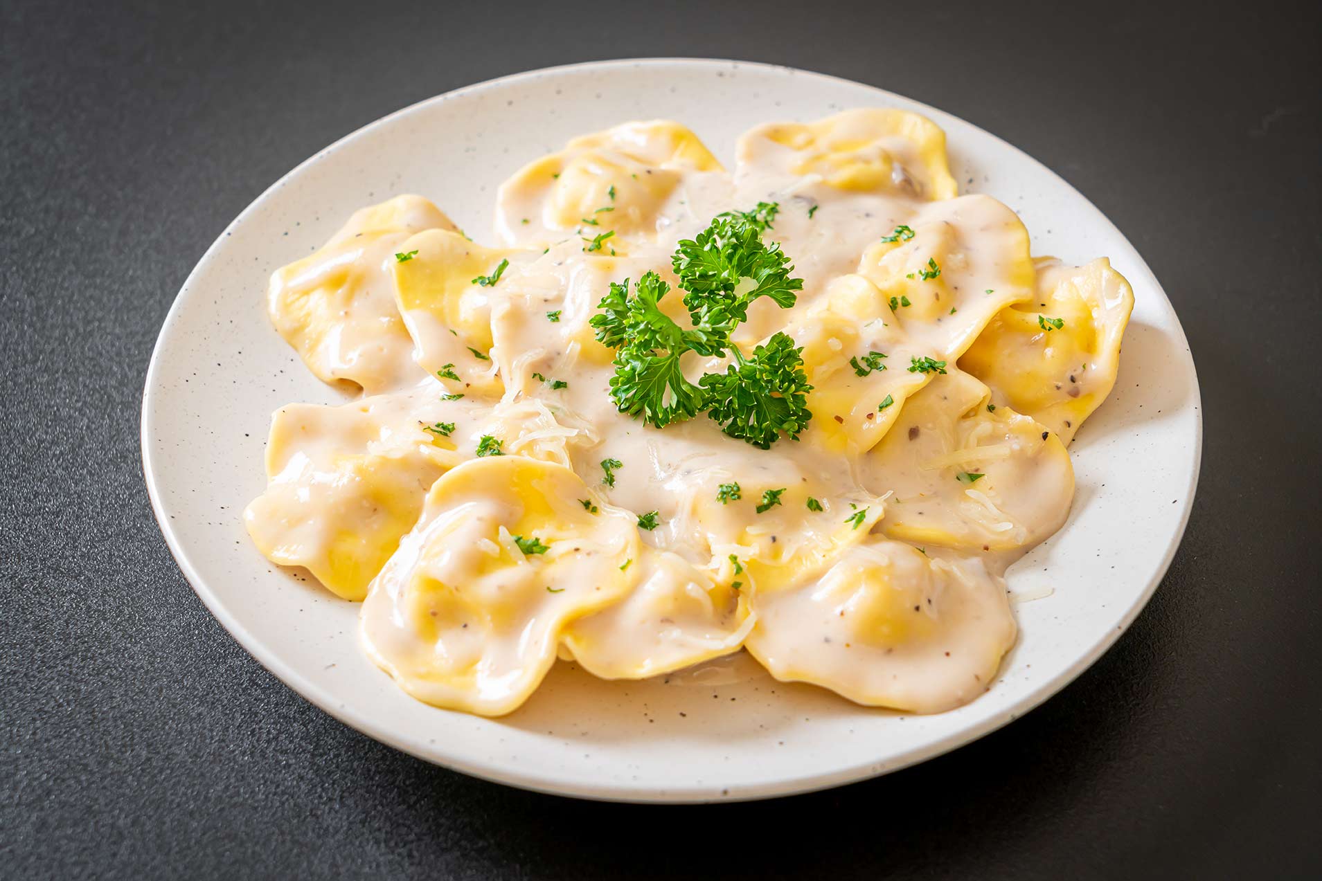 Recetas_Nestle_Venezuela_Raviolis_en_salsa_de_almendras_cubito_de_pollo_maggi_receta_fácil