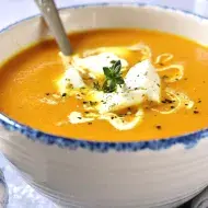 Crema casera de auyama con queso y crema de leche