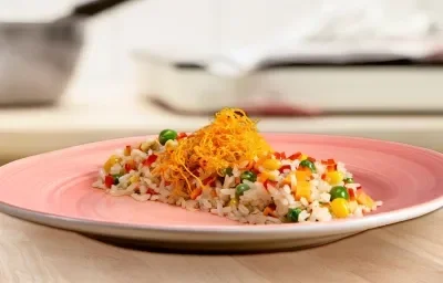 RECETA_NESTLE_VENEZUELA_FÁCIL_ARROZ_PRIMAVERA_cubito_de_costilla-maggi RECETA_NESTLE_VENEZUELA_FÁCIL_ARROZ_PRIMAVERA_cubito_de_costilla-maggi