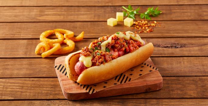 Hot dog boloñesa