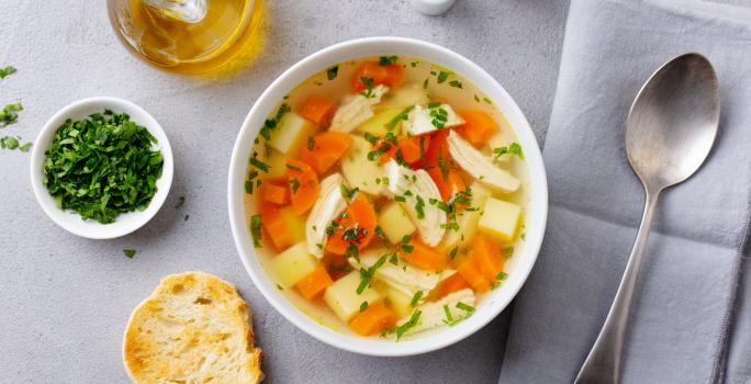 Sopa-de-pollo-maggi-recetas-nestle-venezuela