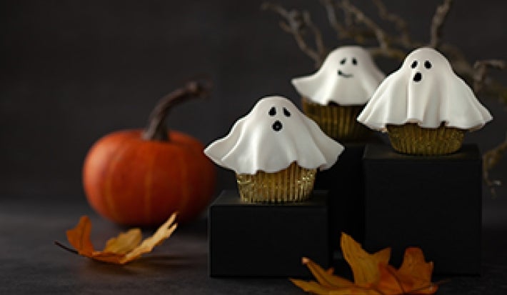 RECETA-FAMILIAR-CUPCAKES-DE-CHOCOLATE-FANTASMA-RECETAS-NESTLE-SAVOY