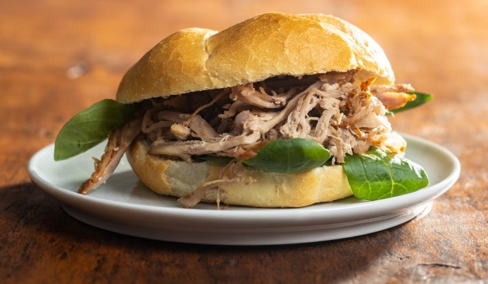 Sandwich-de-pernil-Recetas-Nestle-Venezuela-Maggi-Navidad