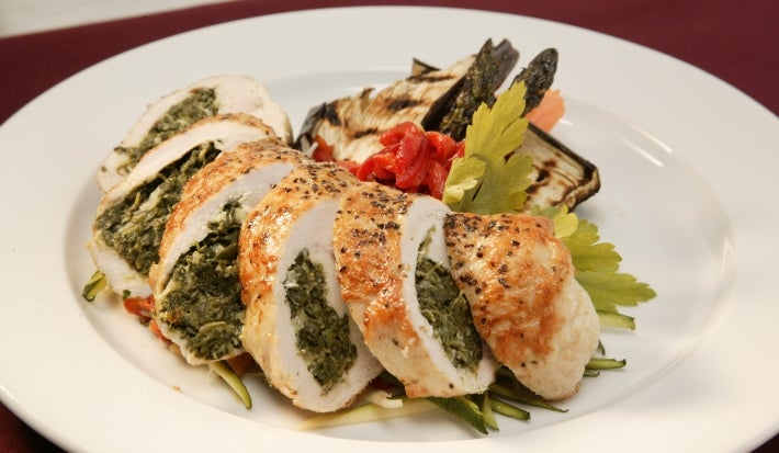 Pollo relleno de espinacas