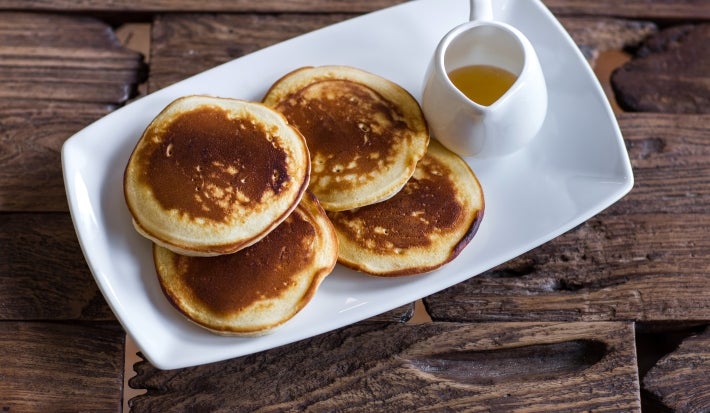 Panquecas-de-avena-con-miel-MAGGI-Recetas-NESTLE-Venezuela