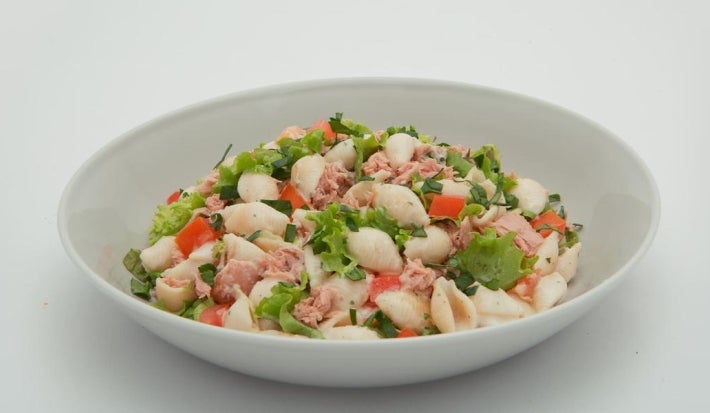 Pasta-con-atun-en-salsa-Recetas-NESTLE-MAGGI