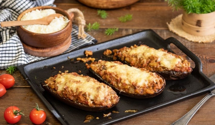 Berenjenas-rellenas-de-boloñesa-Recetas-NESTLE-MAGGI
