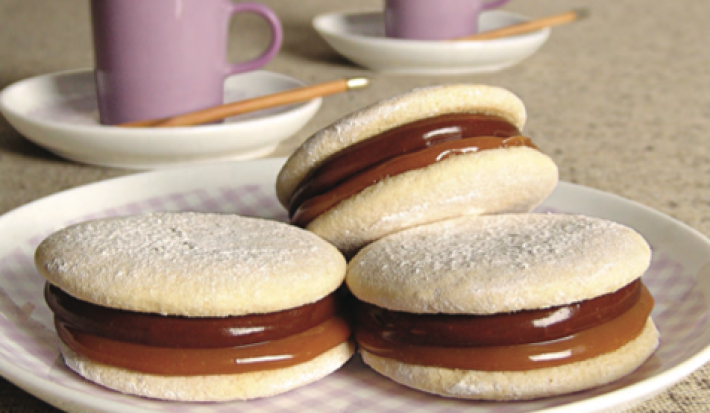 receta-facil-familiar-alfajores-rellenos-de-dulce-de-leche-y-chocolate-recetas-nesle-venezuela receta-facil-familiar-alfajores-rellenos-de-dulce-de-leche-y-chocolate-recetas-nesle-venezuela